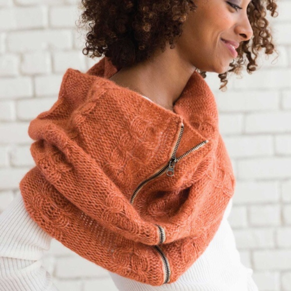 Noonday Collection Cozy Alpaca Zip Scarf
NWT